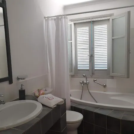 Eleni Vathy (Ithaca)